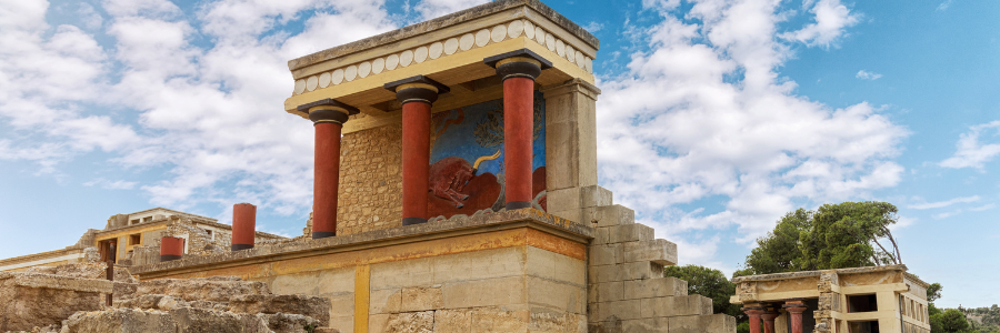 Knossos palace ruins - Crete - Freepik Knossos palace ruins - Crete - Freepik