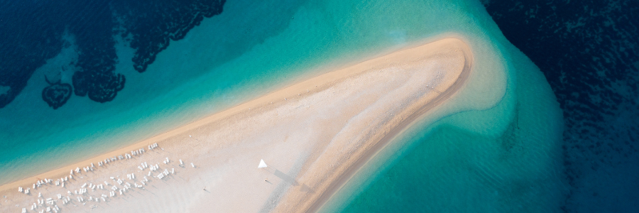 Aerial view of Zlatni Rat golden cape in Brac Island - Croacia - Freepik 3 Aerial view of Zlatni Rat golden cape in Brac Island - Croacia - Freepik