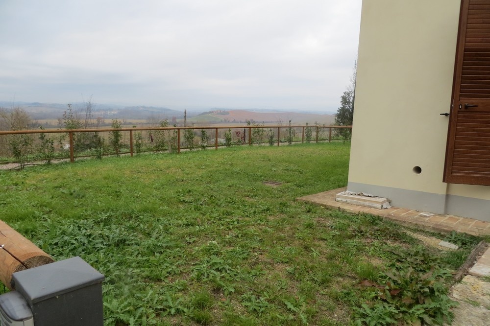 2 - house for sale in asciano tuscany italy