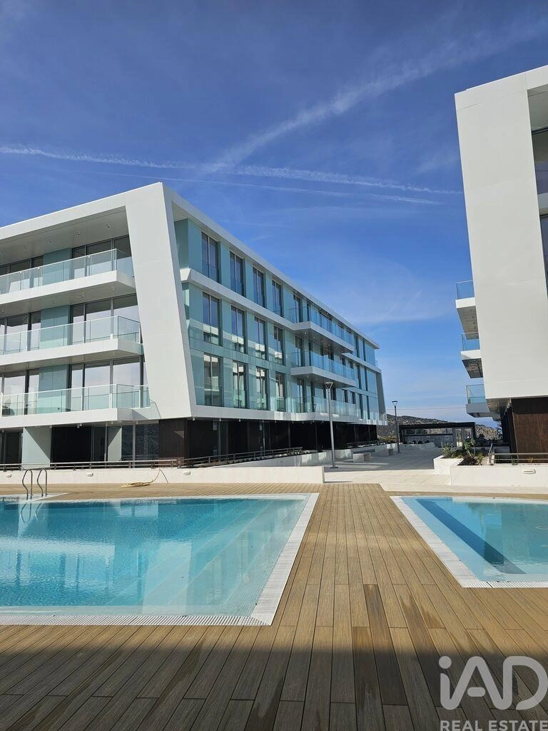 2 - waterfront apartment for sale in são martinho do porto centro region portugal