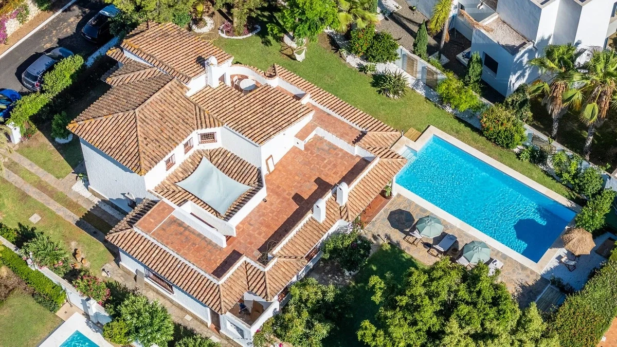 1 - venta casa a pie de playa estepona - costa del sol andalucía españa