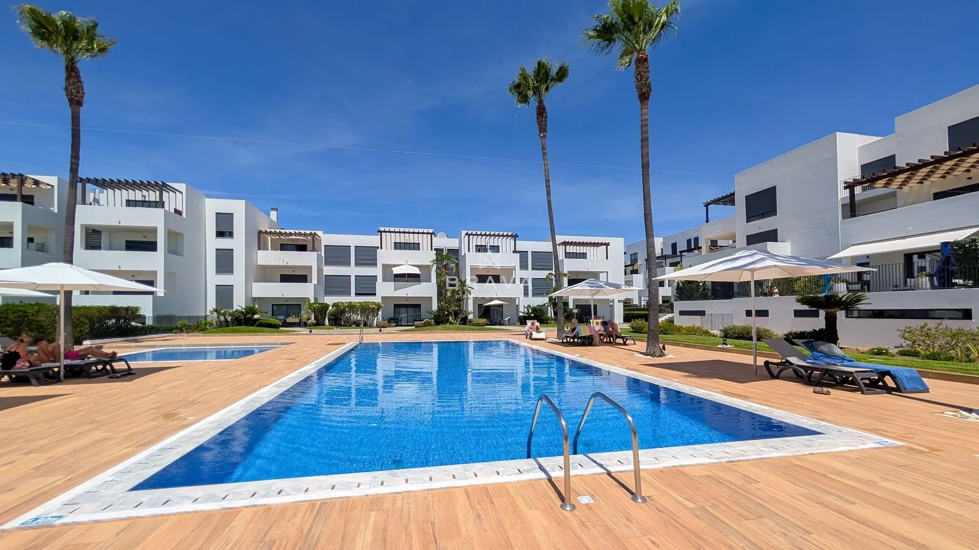 1 - verkoop appartement uitzicht op zee vilamoura algarve portugal