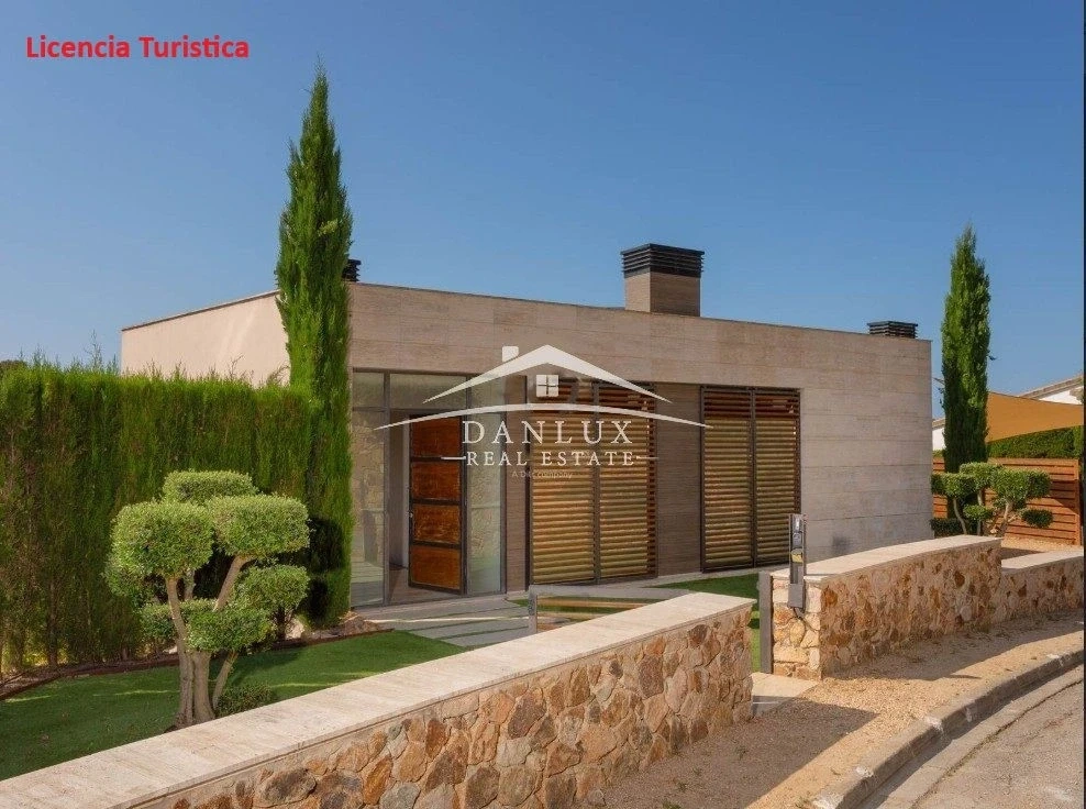 2 - verkoop huis uitzicht op zee tossa de mar catalonia spanje