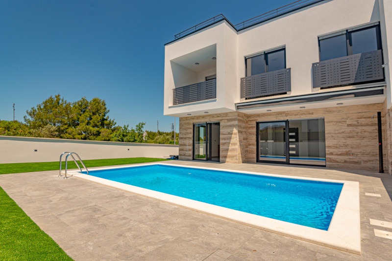 2 - venta casa vista al mar vodice šibenik-knin croacia