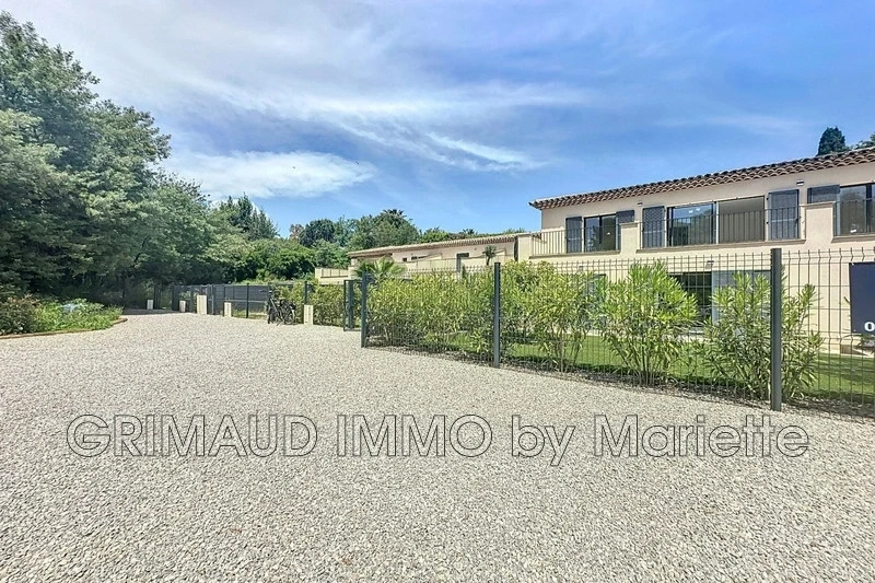 1 - beach walk apartment for sale in grimaud var france