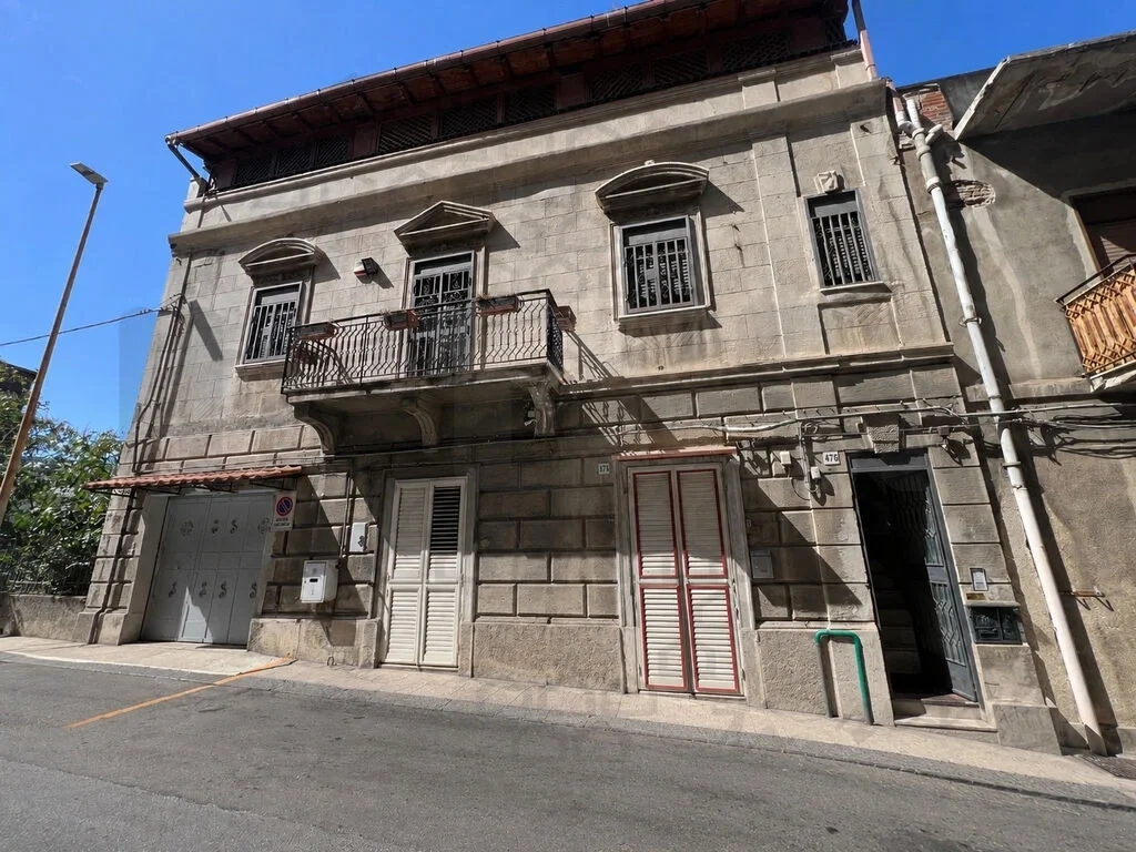 1 - venta villa messina sicilia italia