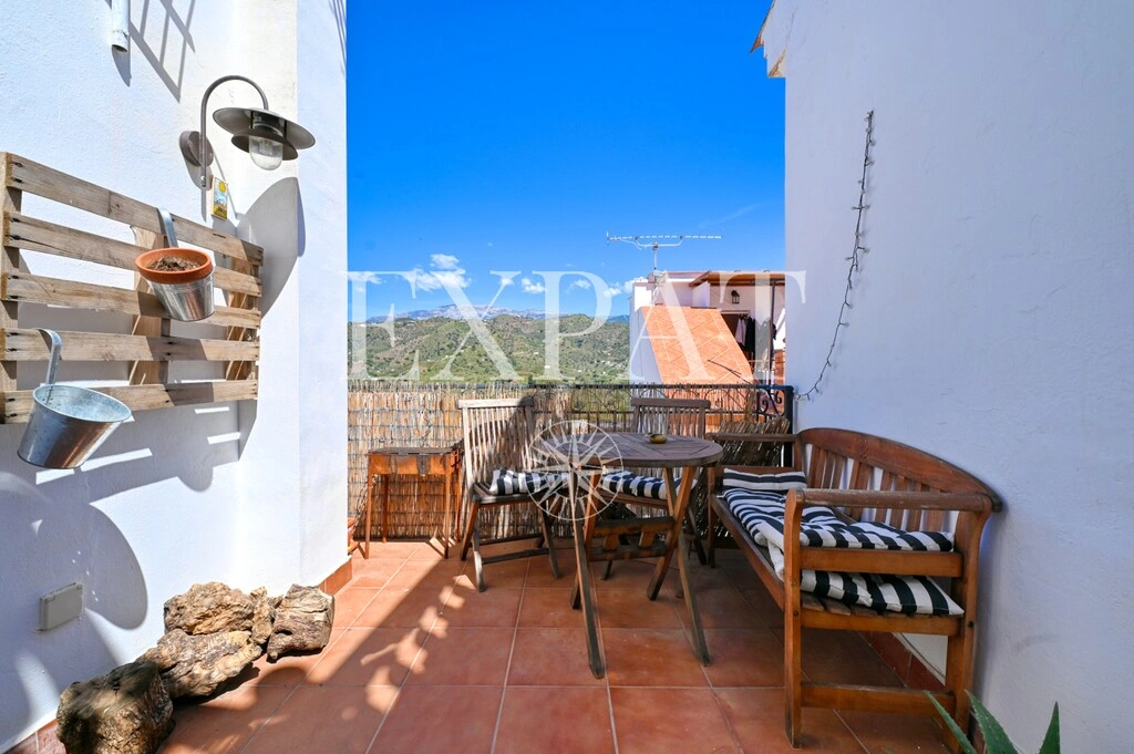 1 - house for sale in sayalonga andalusia spain