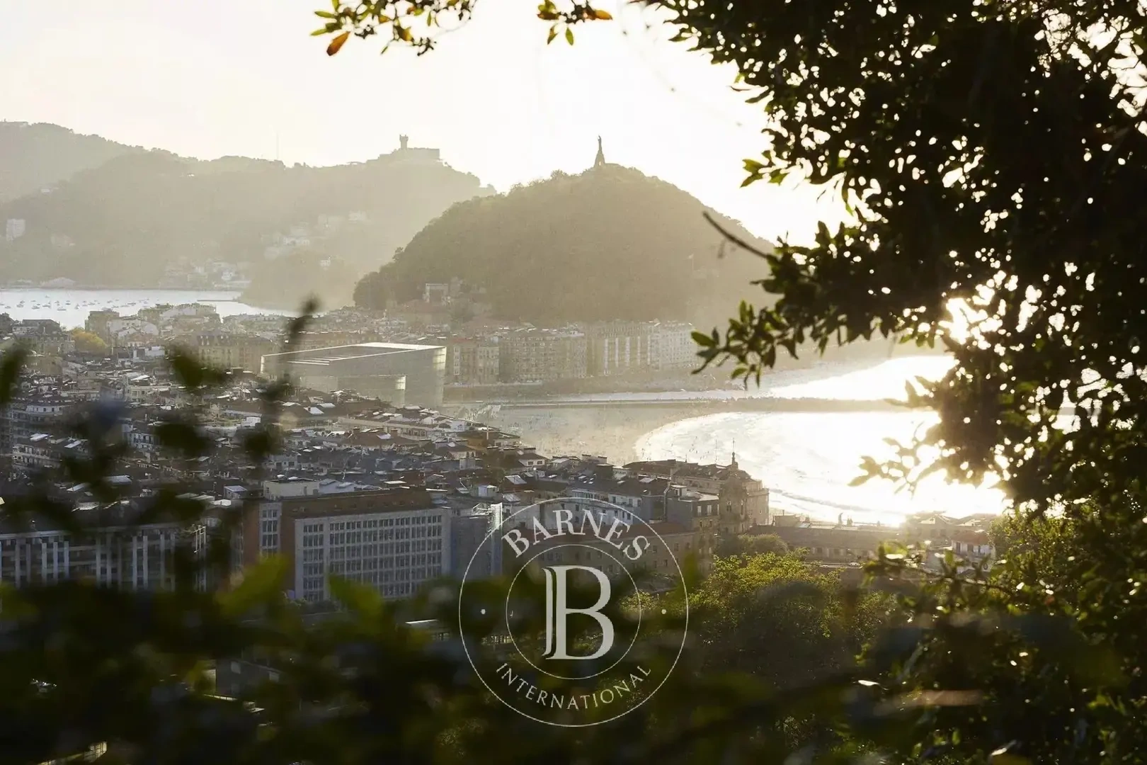 2 - verkoop villa uitzicht op zee donostia-san sebastian basque country spanje