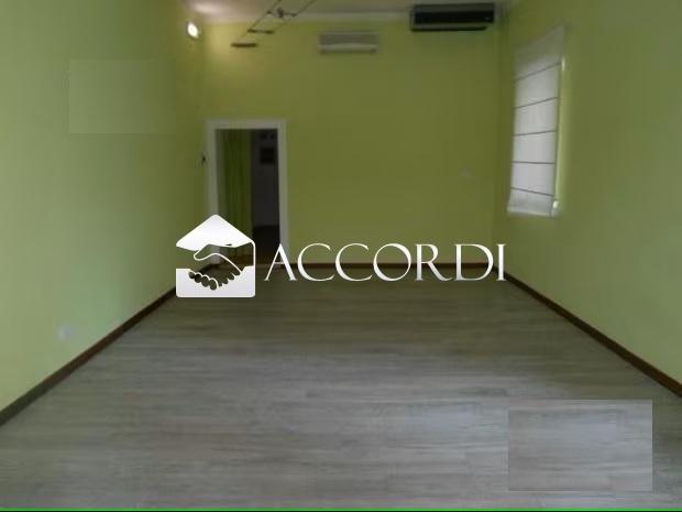 1 - verkoop winkel vittorio veneto veneto italië