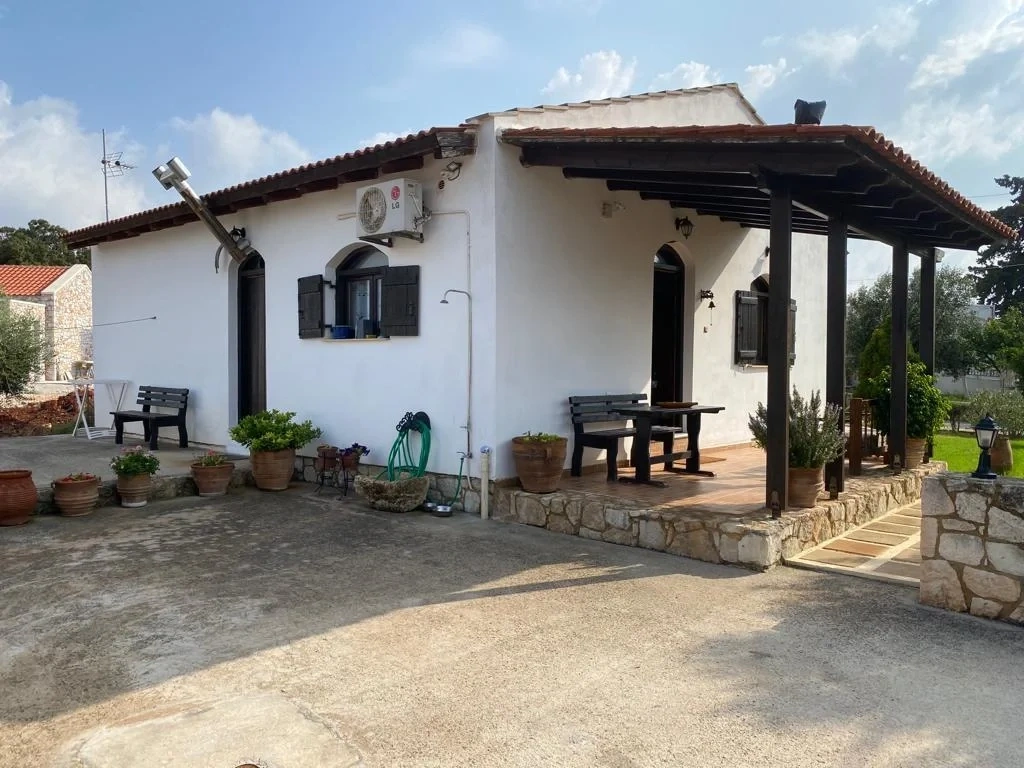 2 - vente maison pazinós crète grèce