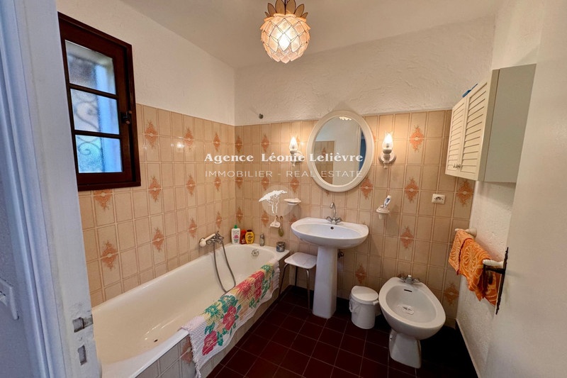 2 - venta casa vista al mar les issambres var francia