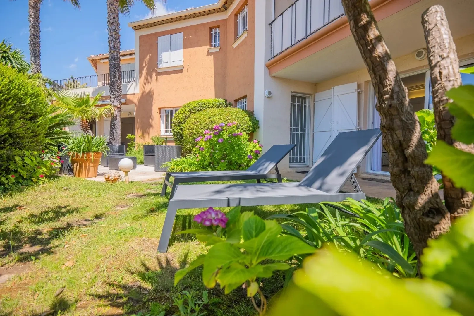 1 - verkoop appartement cogolin var frankrijk