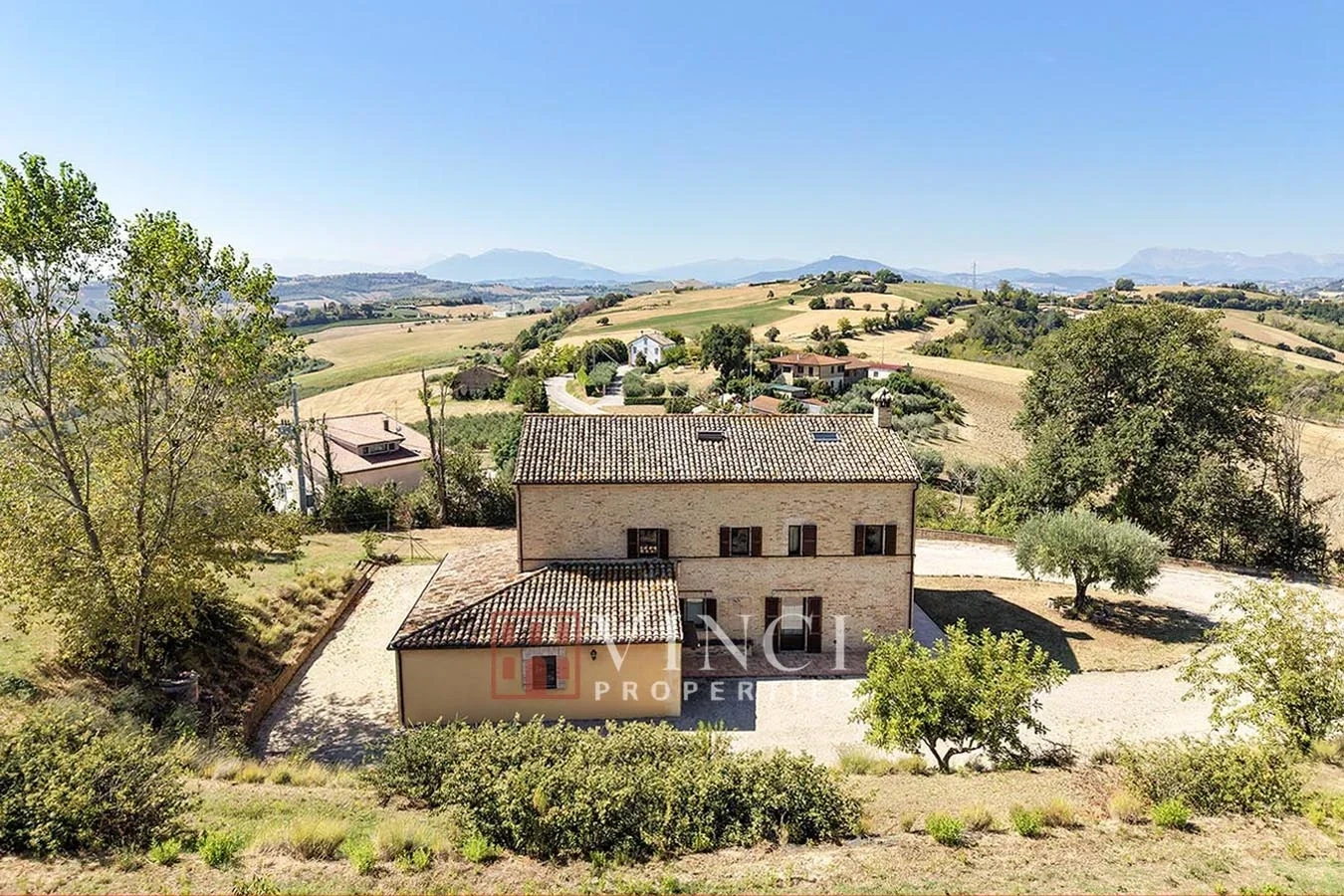 2 - vendita casa monterubbiano marche italia