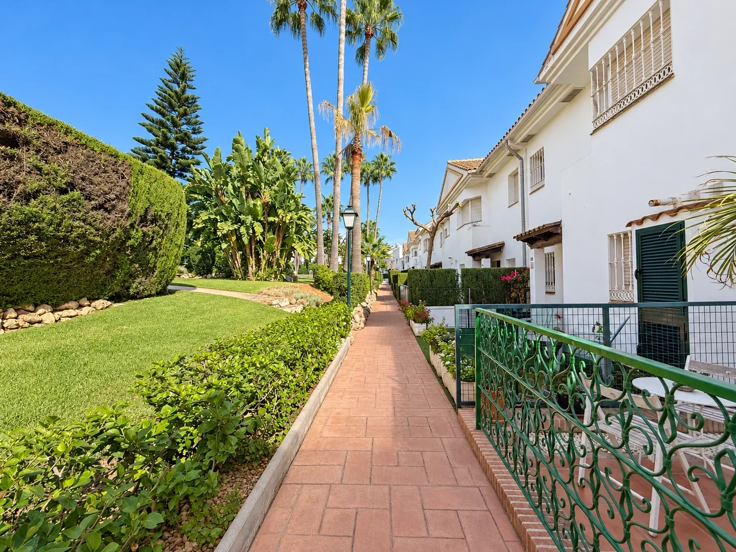 1 - house for sale in estepona - costa del sol andalusia spain