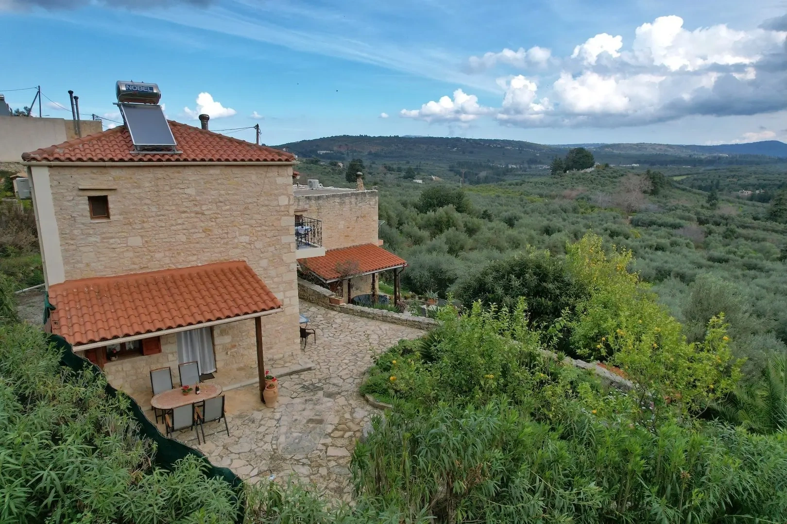 1 - vendita casa païdochóri creta grecia
