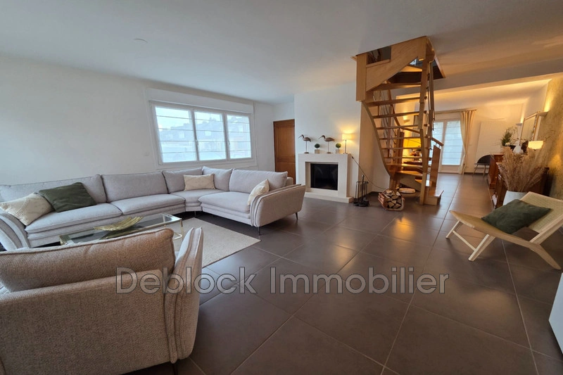 Casa con terraza