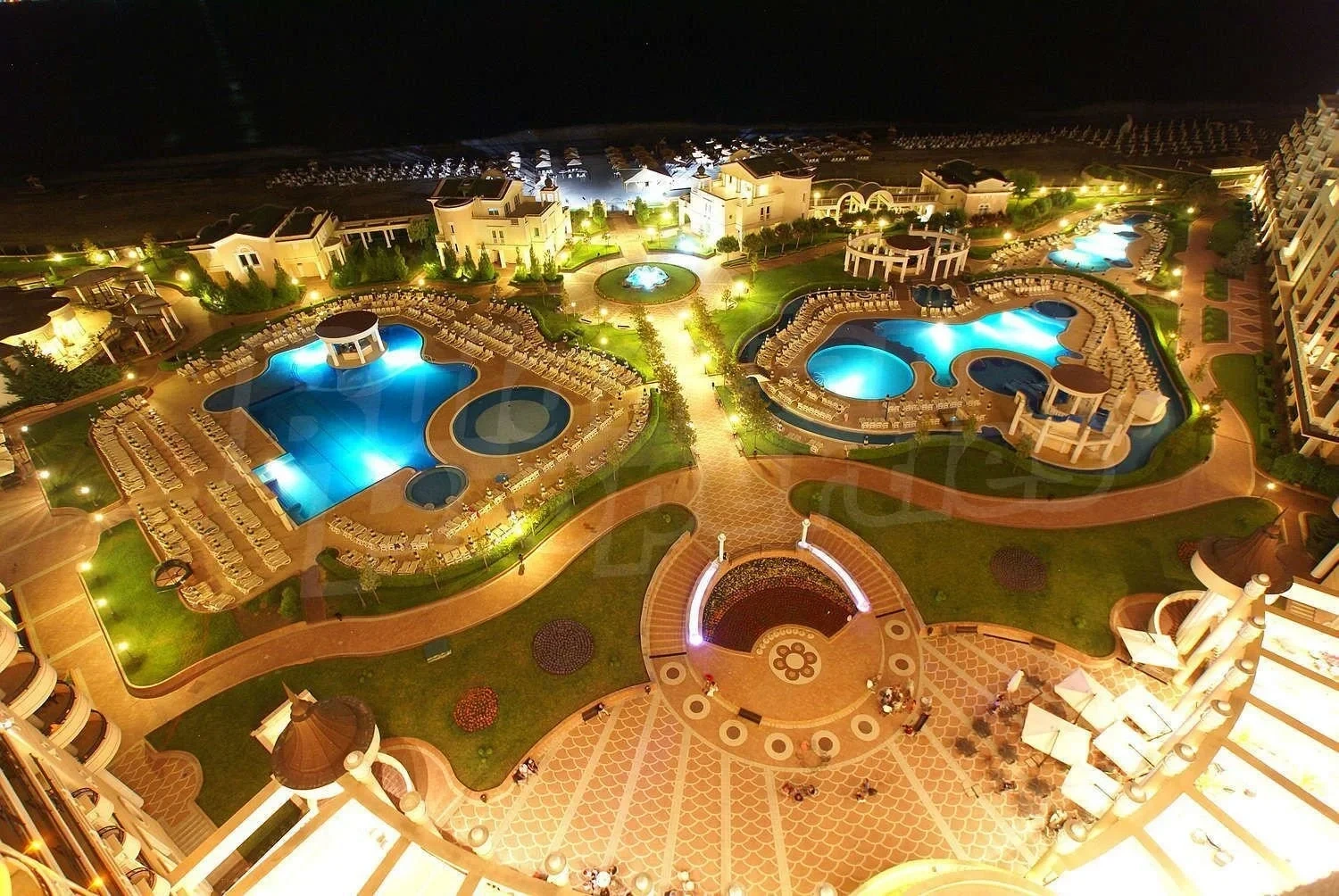2 - vente appartement pieds dans l'eau pomorie burgas bulgarie