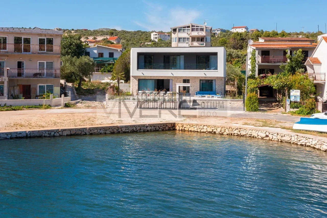 1 - waterfront estate for sale in rogoznica šibenik-knin croatia