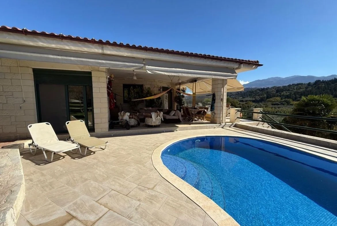 2 - sea view estate for sale in vafés crete greece