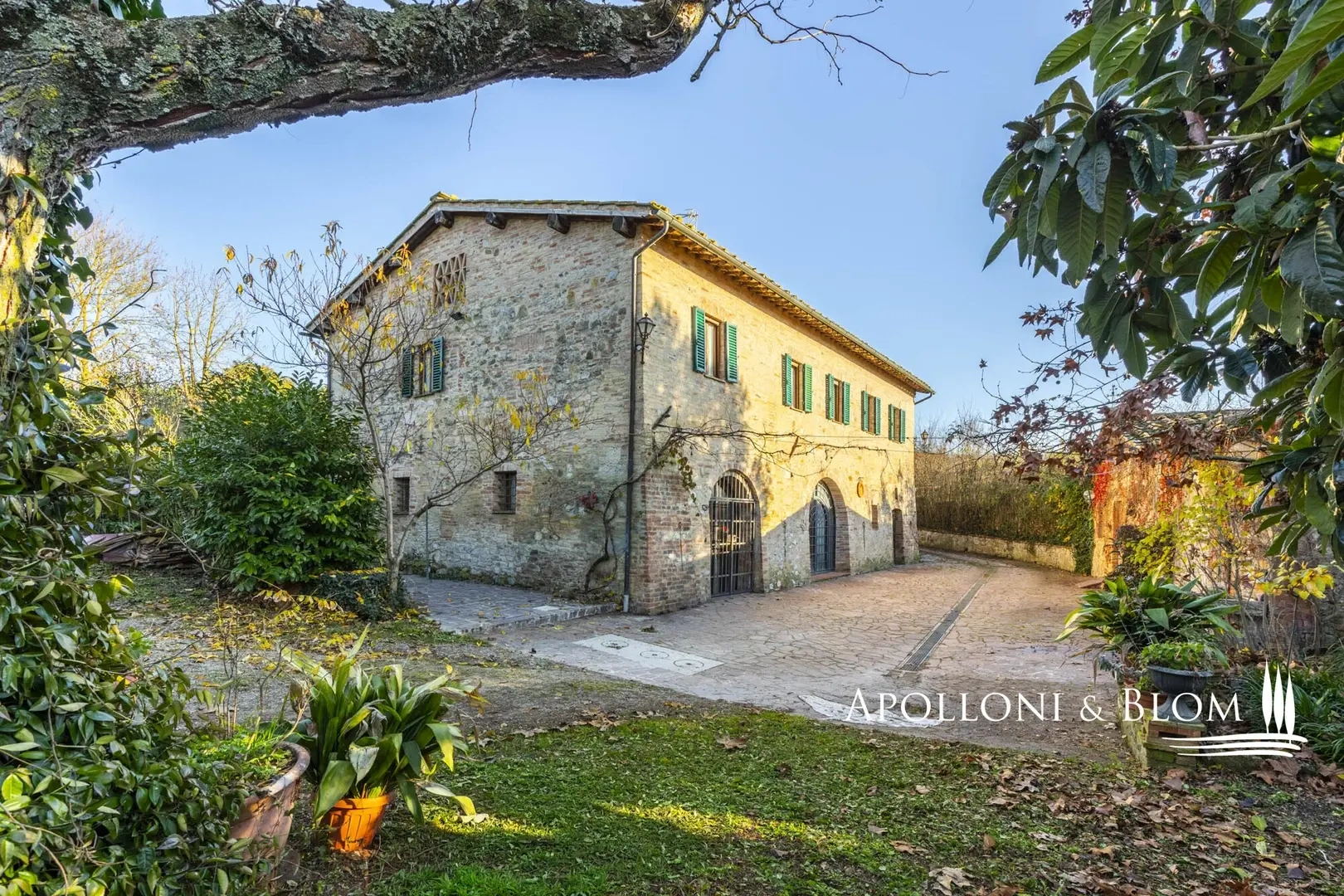 1 - estate for sale in monteriggioni tuscany italy