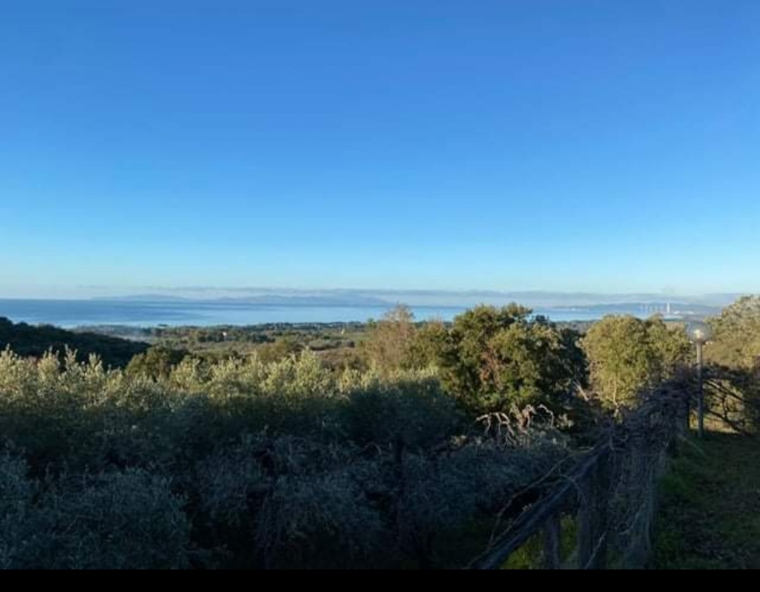 2 - venta casa follonica toscana italia