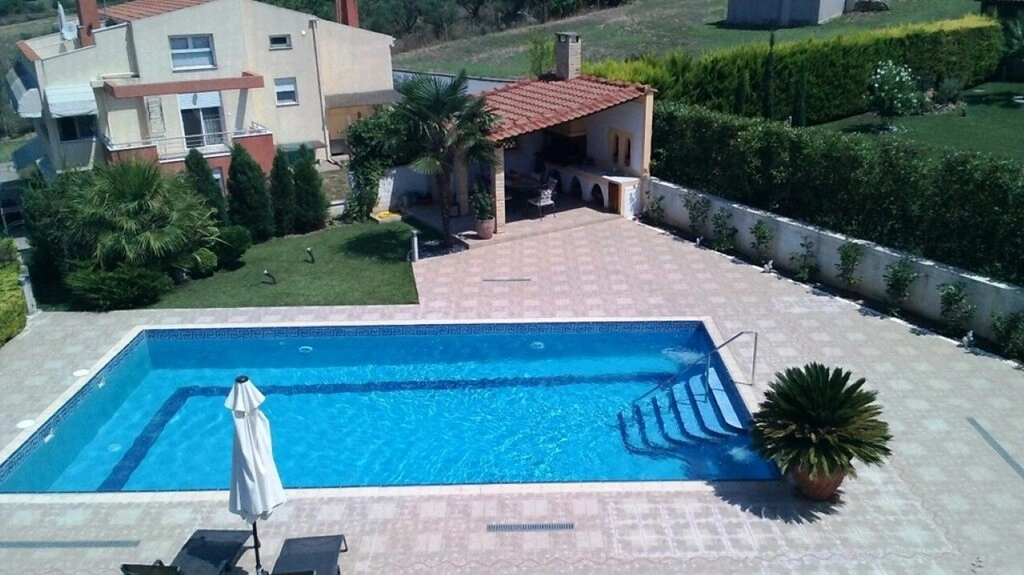 2 - vente maison trílofo macédoine centrale grèce
