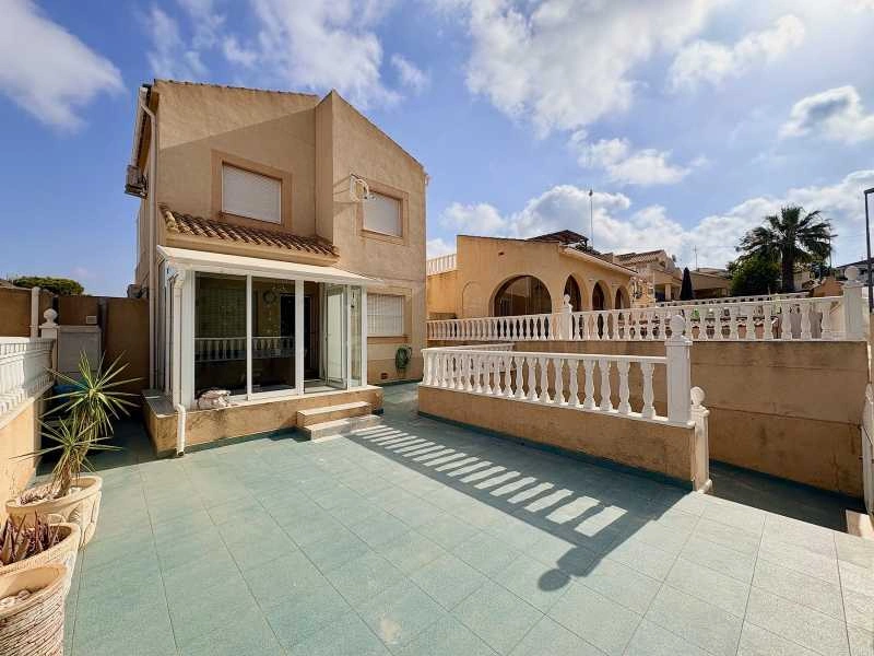 2 - vendita villa spiaggia a piedi orihuela-costa comunità valenciana spagna