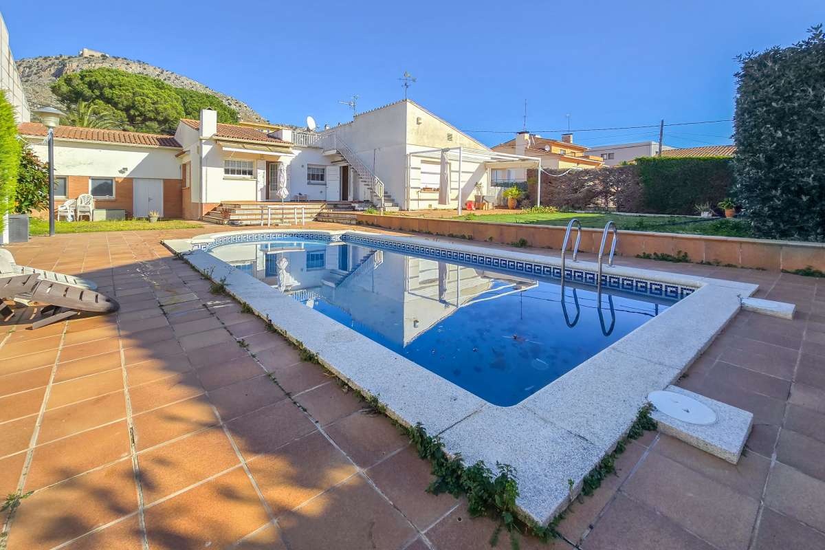 1 - venda casa torroella de montgri - costa brava catalunha espanha