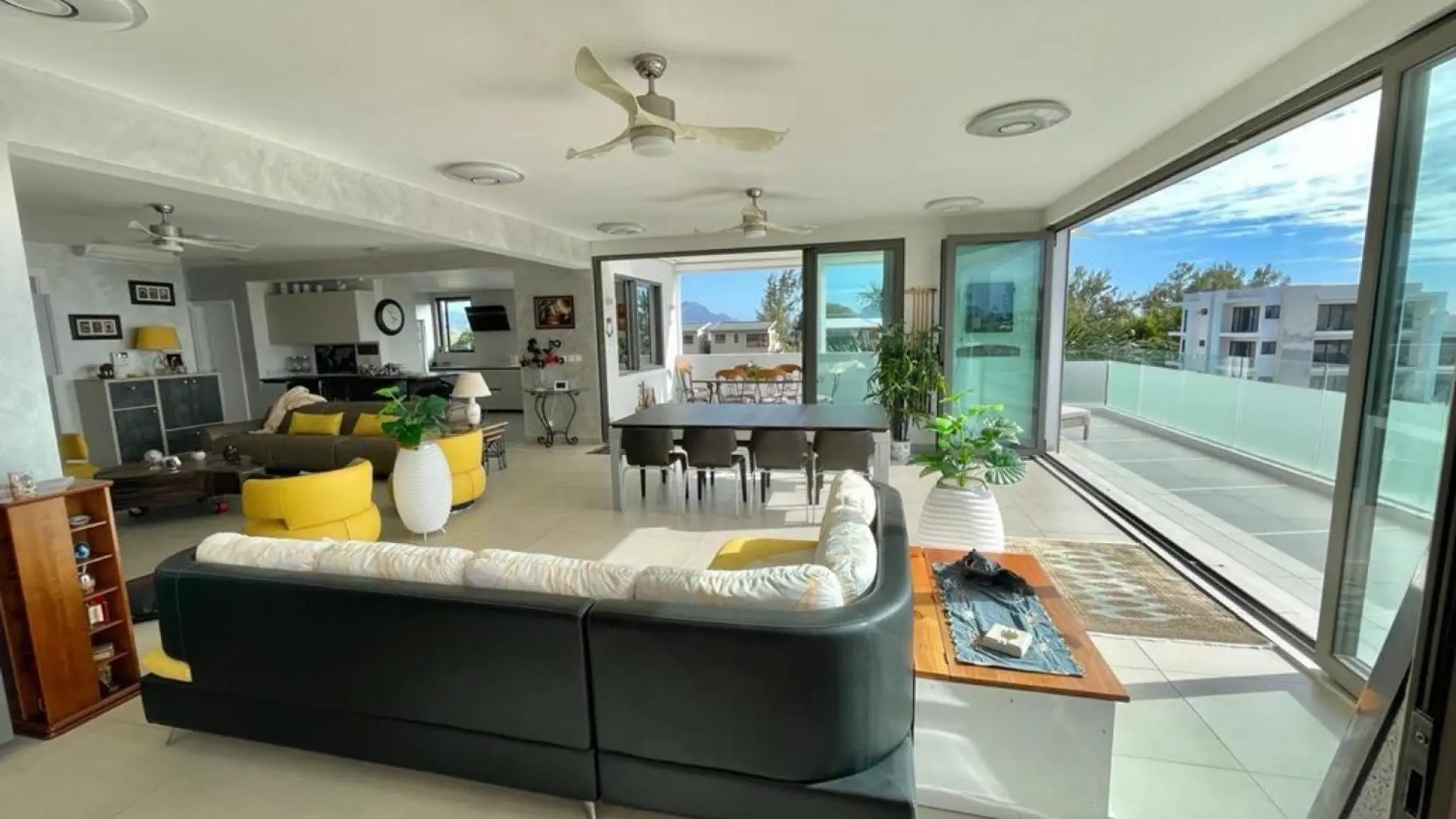2 - venta apartamento vista al mar tamarin rivière noire mauricio