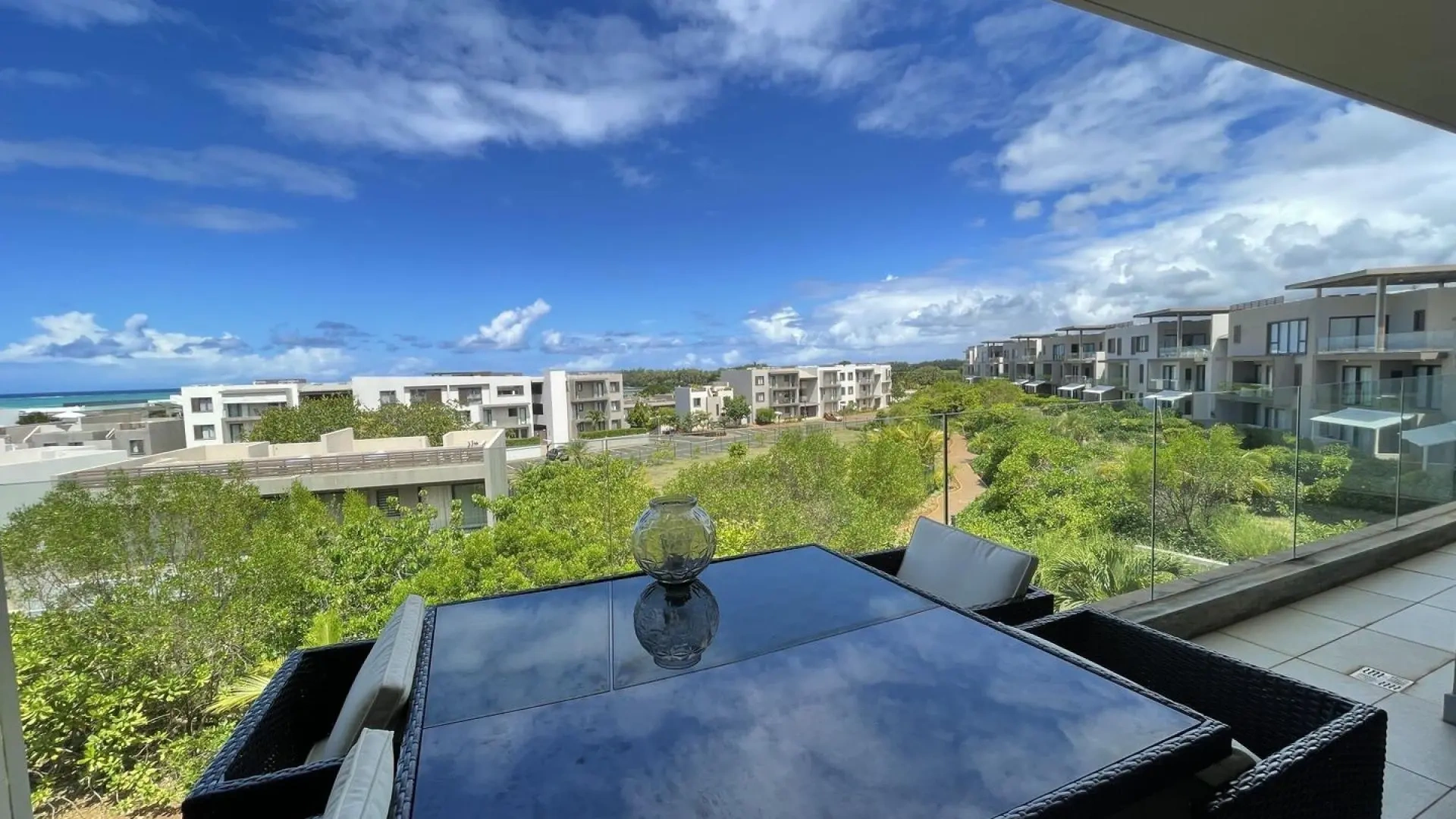 1 - sea view apartment for sale in haute rive rivière du rempart mauritius