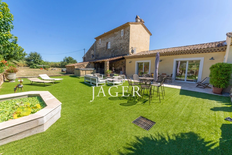 1 - estate for sale in grimaud var france