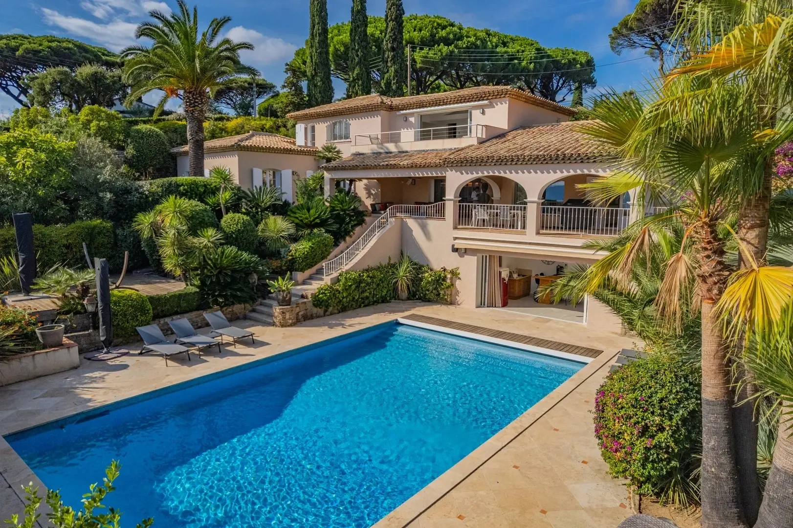 1 - verkoop villa uitzicht op zee sainte-maxime var frankrijk