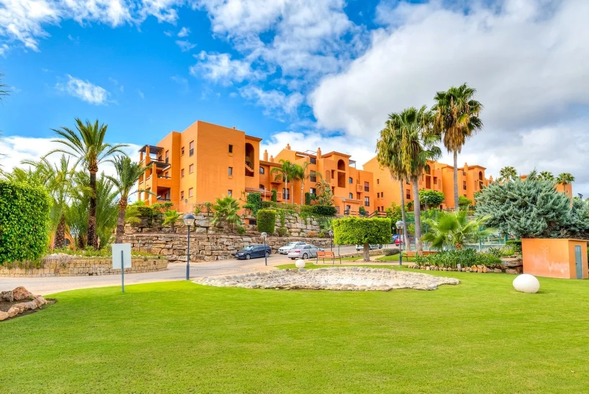2 - sea view apartment for sale in benahavis - costa del sol andalusia spain