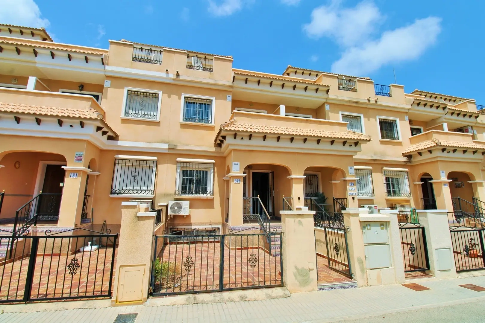 1 - house for sale in villamartin valencian community spain