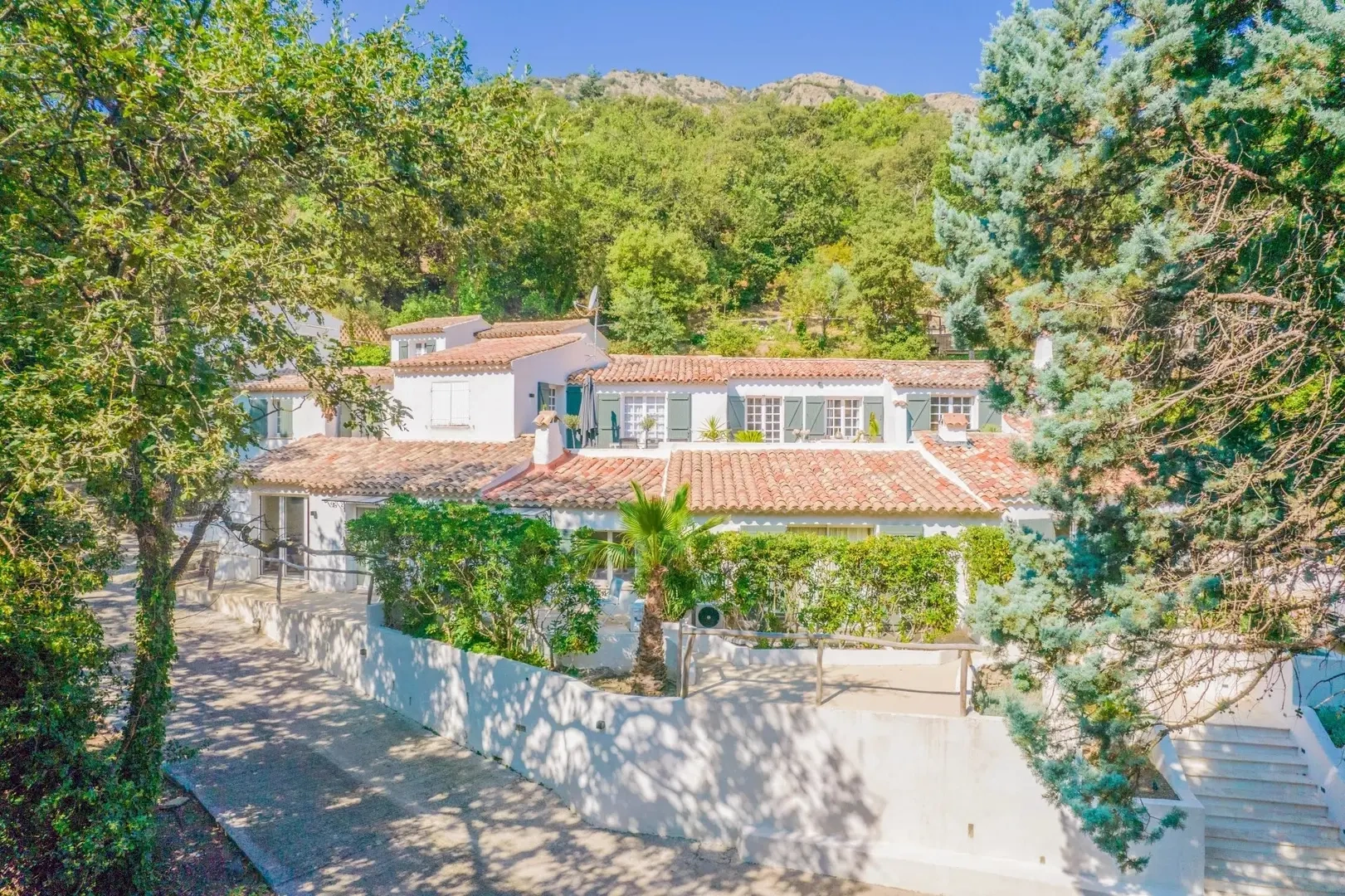 1 - verkoop huis la garde-freinet var frankrijk