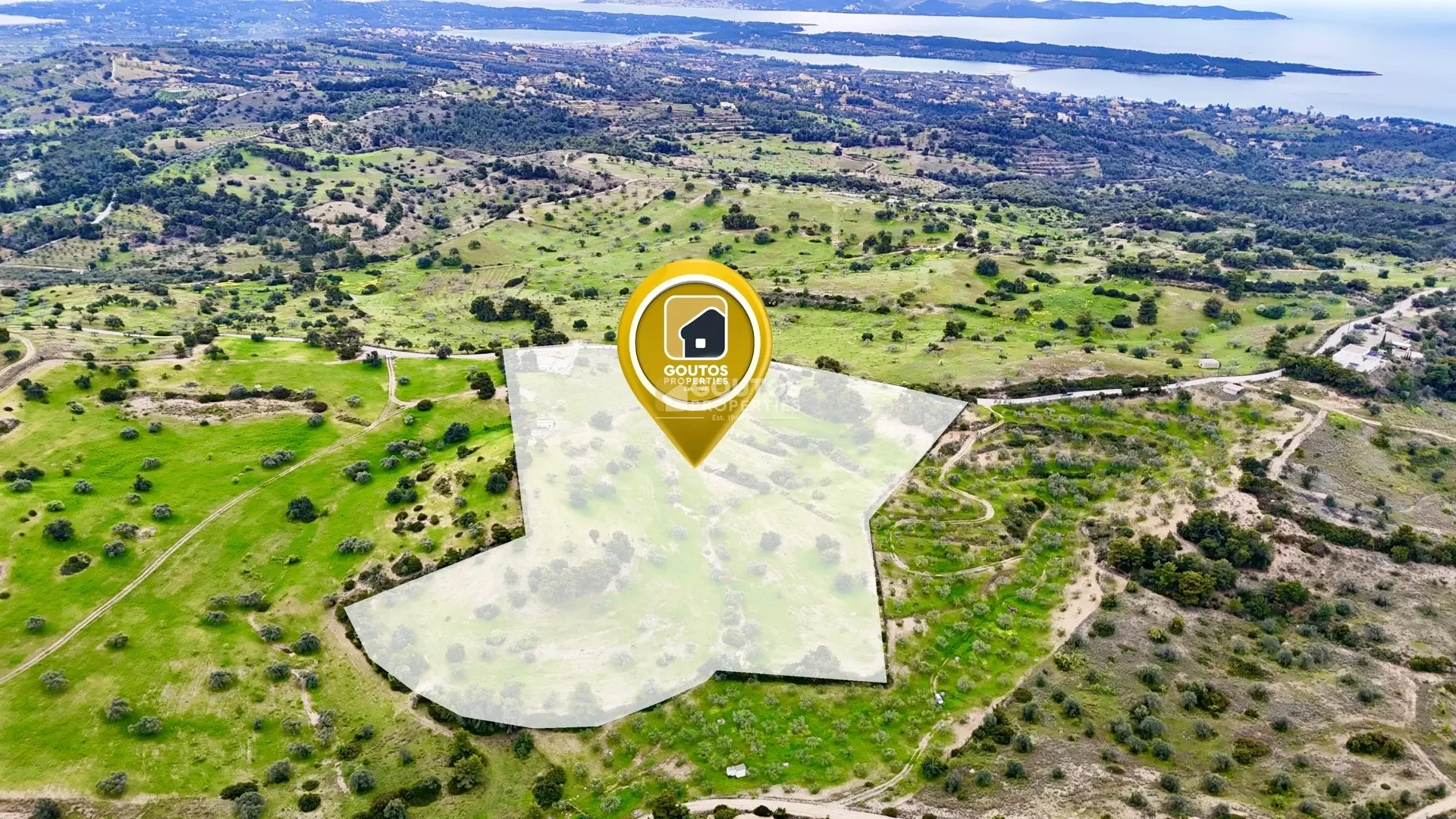 Terrain de 44 616 m²