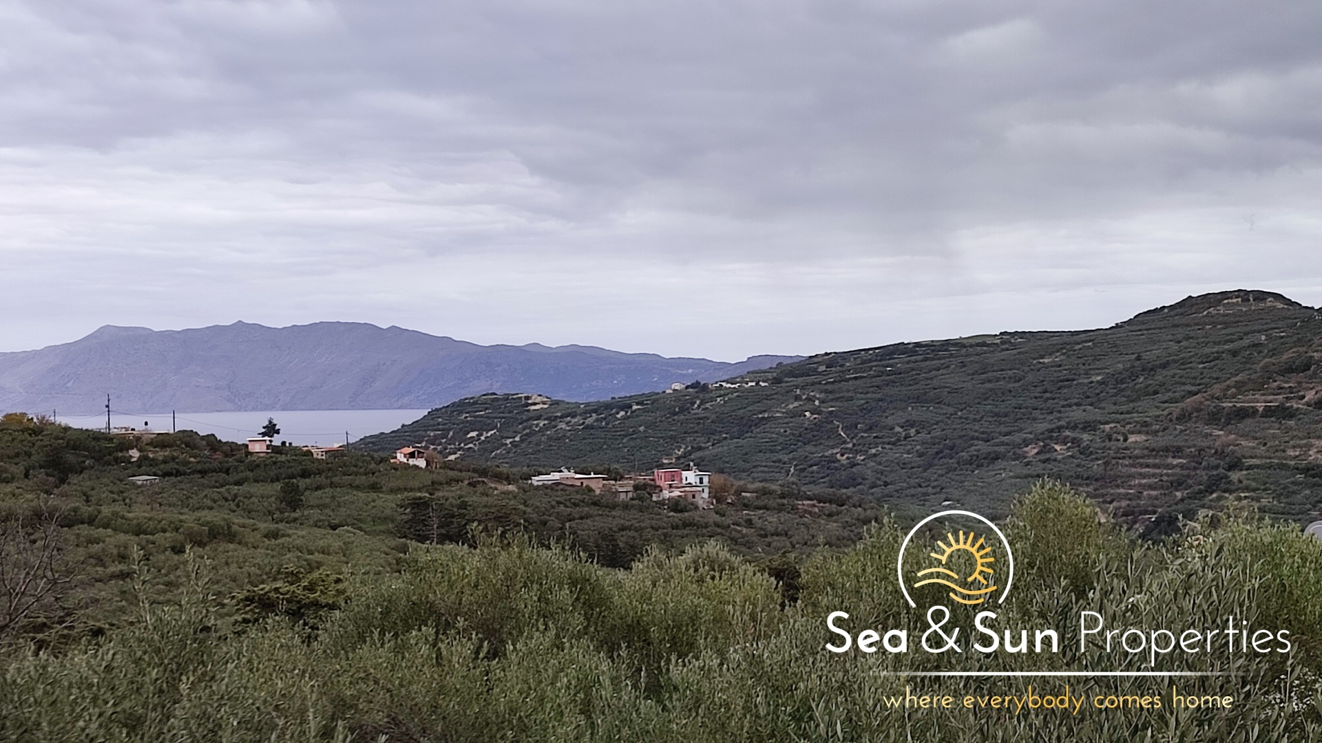 2 - vente terrain vue mer kíssamos crète grèce