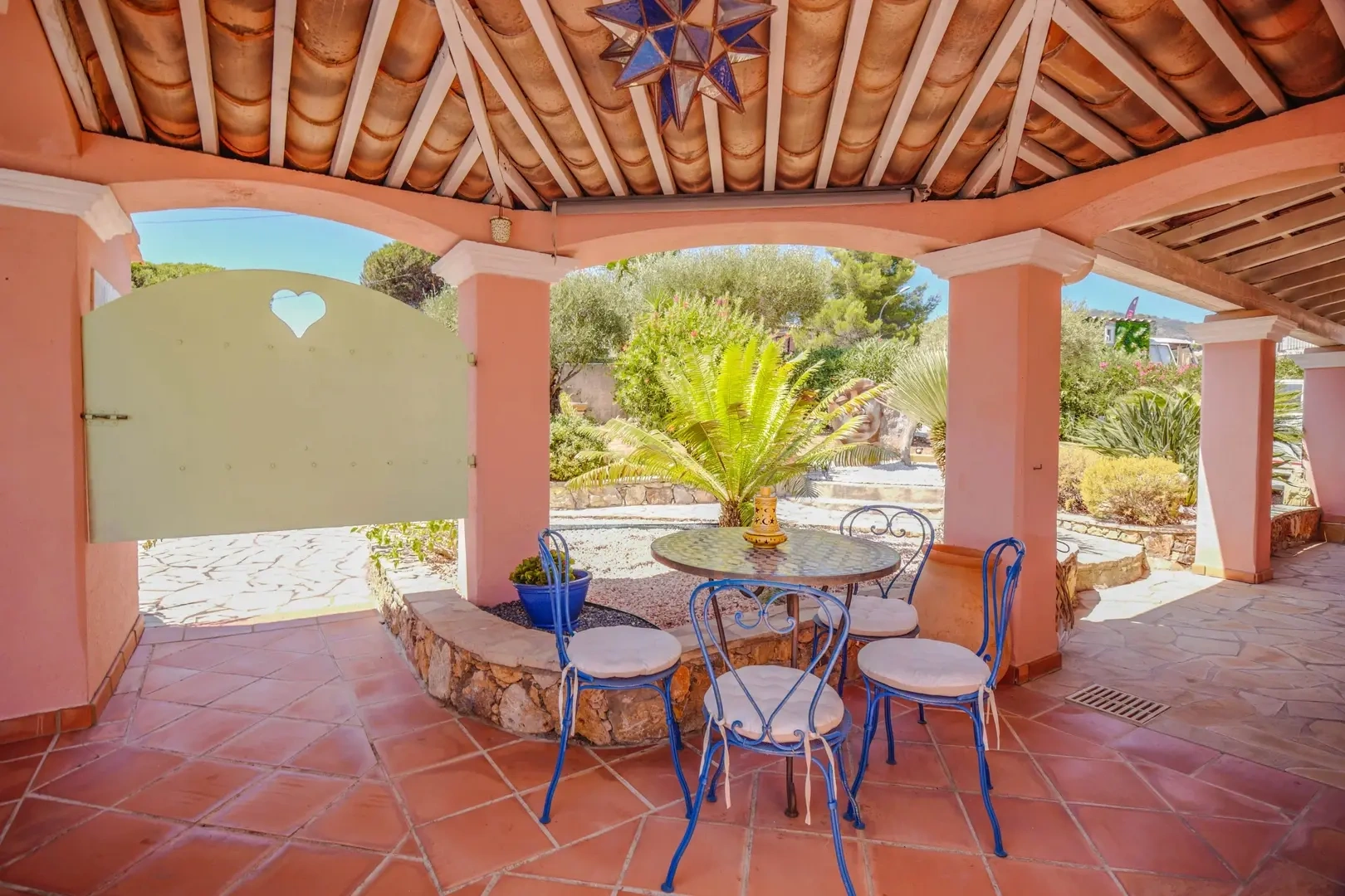 2 - verkoop villa strand to voet les issambres var frankrijk