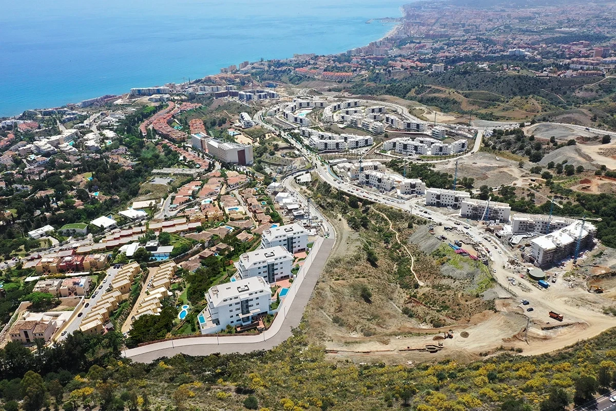 2 - sea view apartment for sale in fuengirola - costa del sol andalusia spain