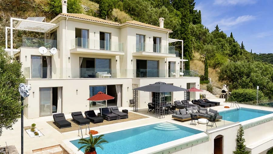 1 - vente villa vue mer nissaki îles ioniennes grèce