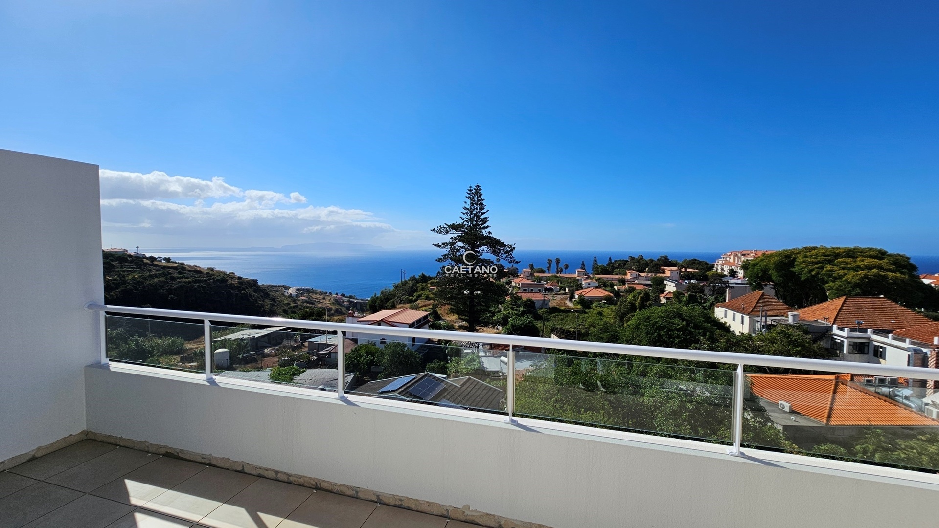 1 - vendita appartamento vista mare santa cruz madera portogallo