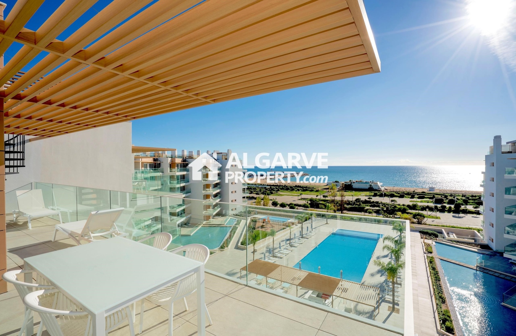 1 - waterfront apartment for sale in vilamoura algarve portugal
