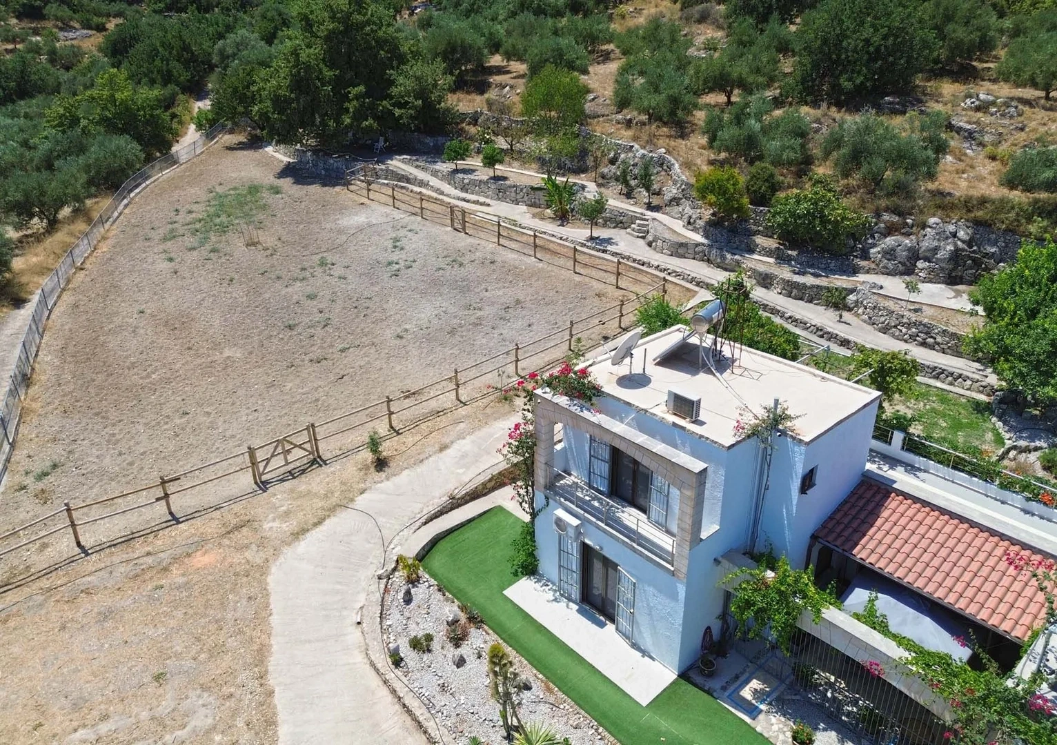 2 - venda villa pemonia creta grécia