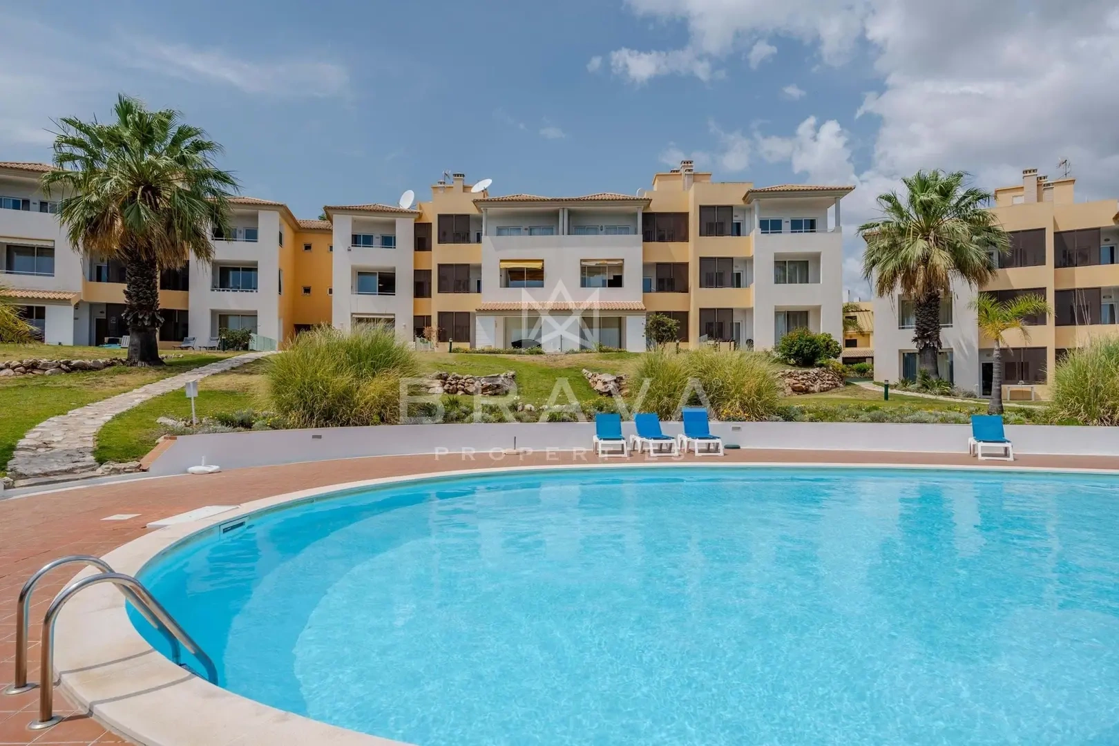 1 - apartment for sale in vilamoura algarve portugal
