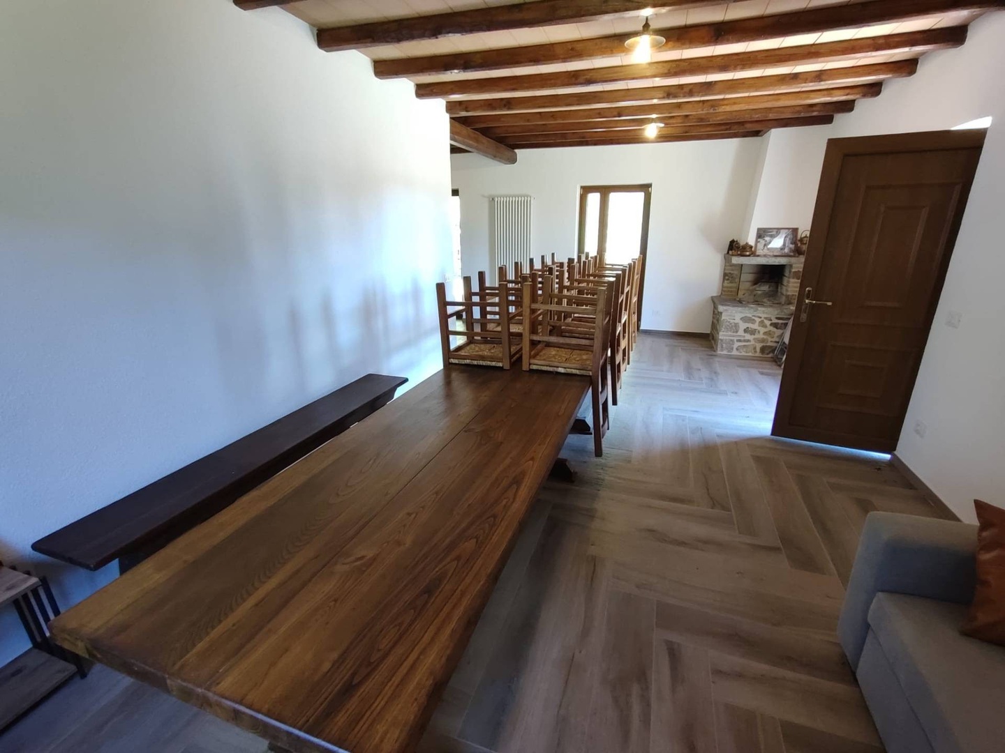 1 - business for sale in cinigiano tuscany italy