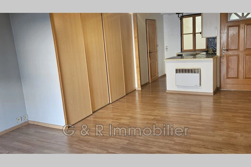 1 - apartment for sale in cuges-les-pins bouches-du-rhône france