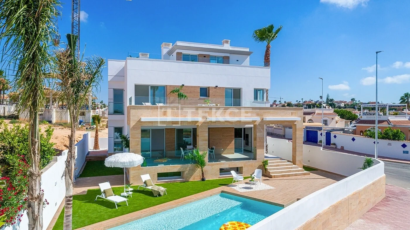 2 - house for sale in rojales valencian community spain