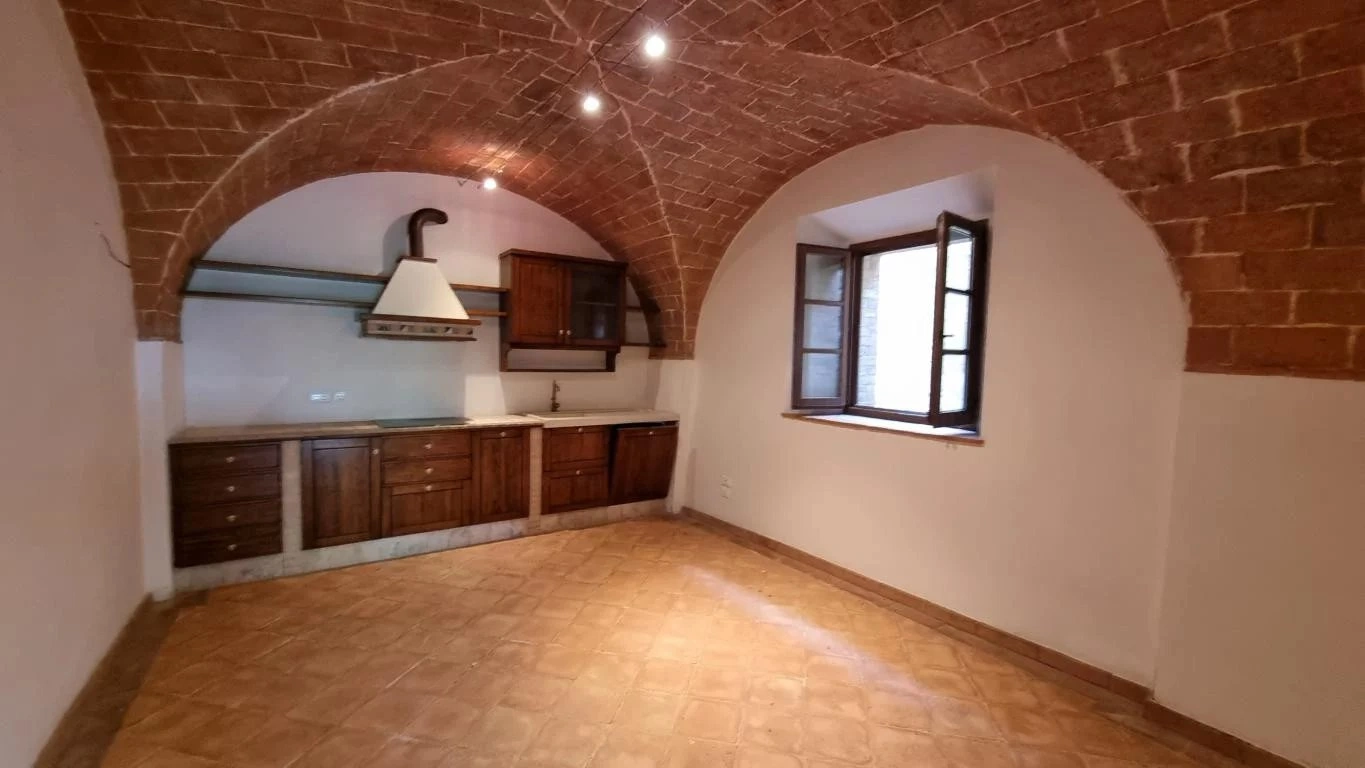 2 - verkauf wohnung volterra toskana italien