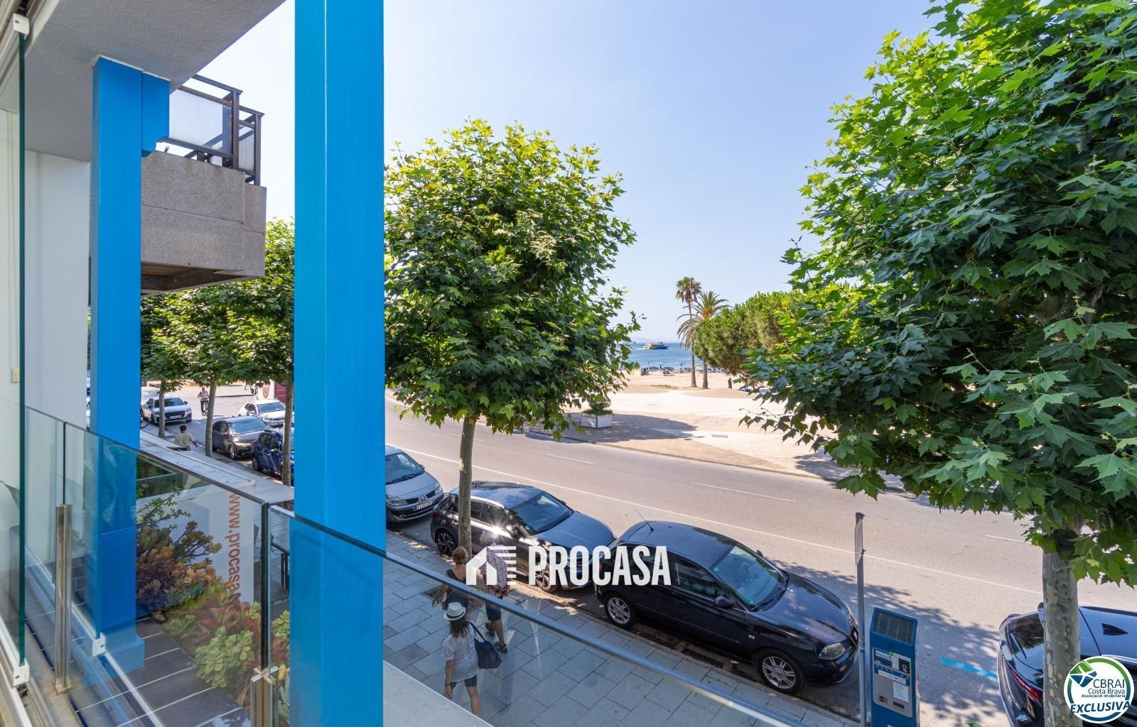 2 - venda apartamento frente ao mar roses catalunha espanha