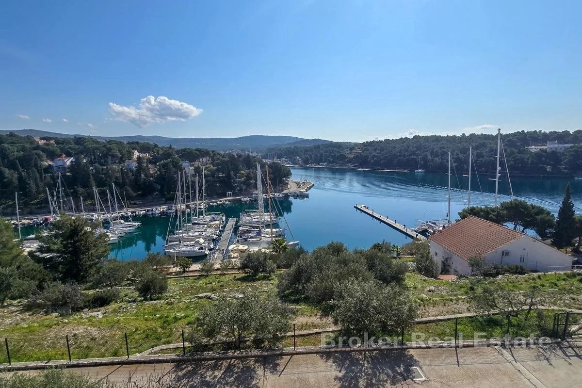 1 - vendita appartamento fronte mare brač spalatino-dalmata croazia